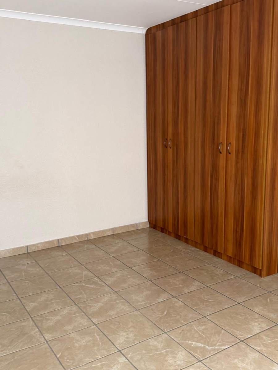 To Let 3 Bedroom Property for Rent in Waterkloof Hill Estate North West